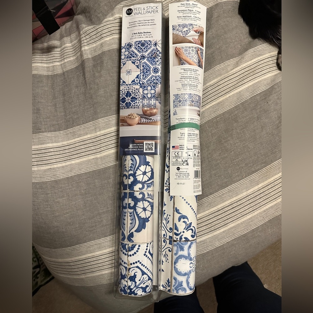 Peel & Stick Wallpaper, Moroccan tile style